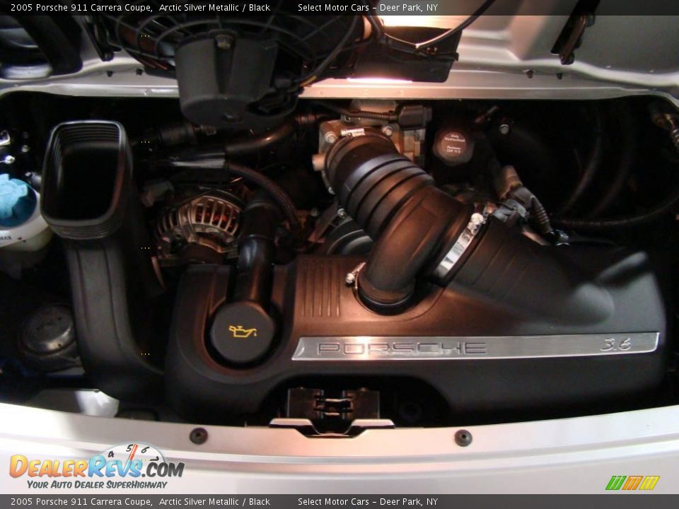 2005 Porsche 911 Carrera Coupe Arctic Silver Metallic / Black Photo #13