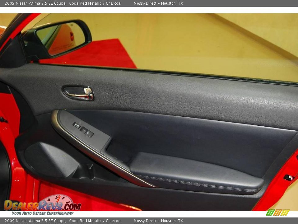 2009 Nissan Altima 3.5 SE Coupe Code Red Metallic / Charcoal Photo #21