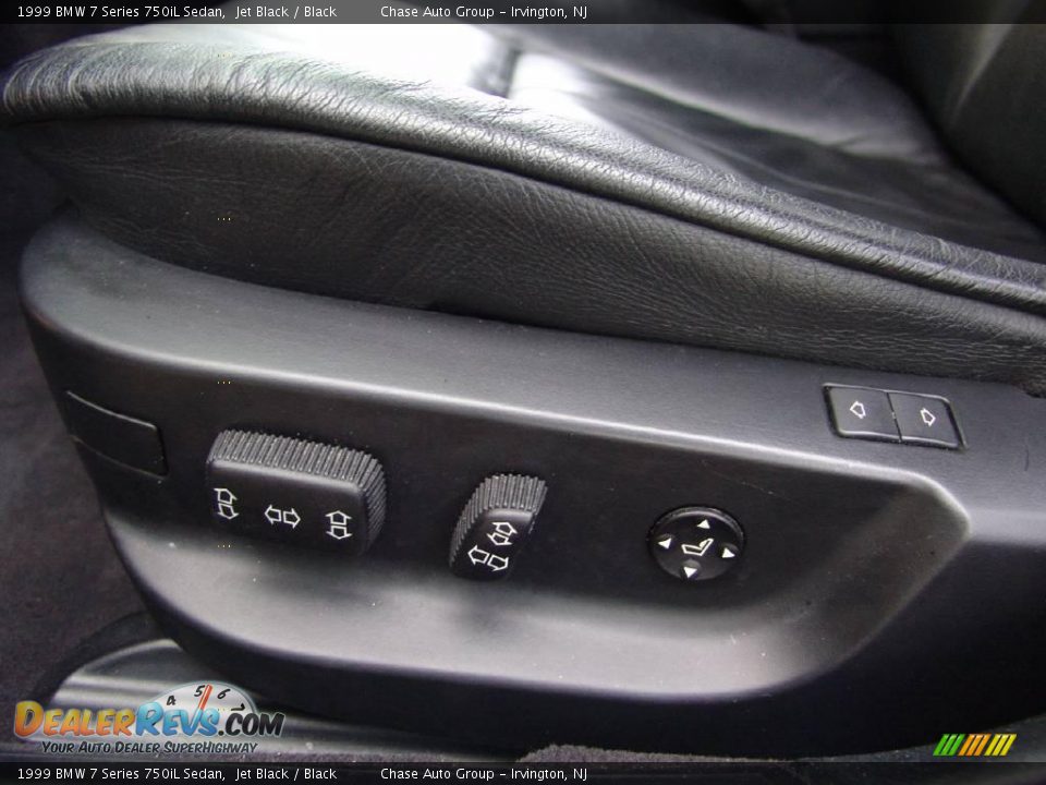 1999 BMW 7 Series 750iL Sedan Jet Black / Black Photo #30