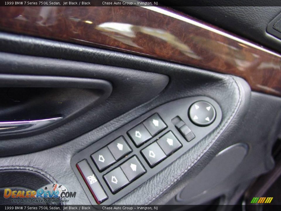 1999 BMW 7 Series 750iL Sedan Jet Black / Black Photo #31