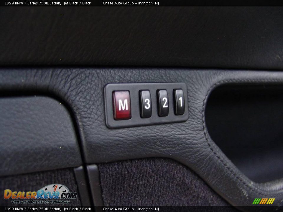 1999 BMW 7 Series 750iL Sedan Jet Black / Black Photo #32