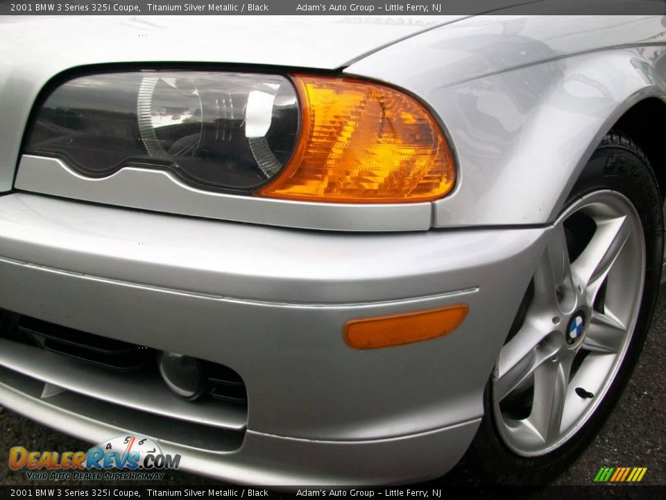 2001 BMW 3 Series 325i Coupe Titanium Silver Metallic / Black Photo #8