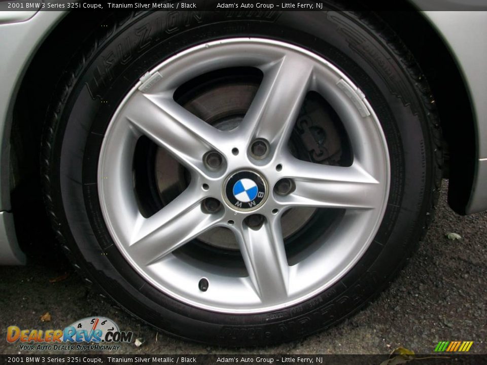 2001 BMW 3 Series 325i Coupe Titanium Silver Metallic / Black Photo #9