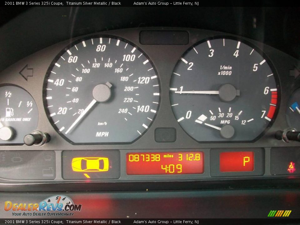 2001 BMW 3 Series 325i Coupe Titanium Silver Metallic / Black Photo #12