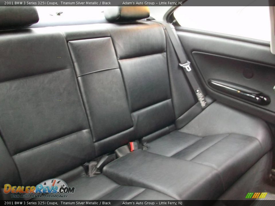 2001 BMW 3 Series 325i Coupe Titanium Silver Metallic / Black Photo #22