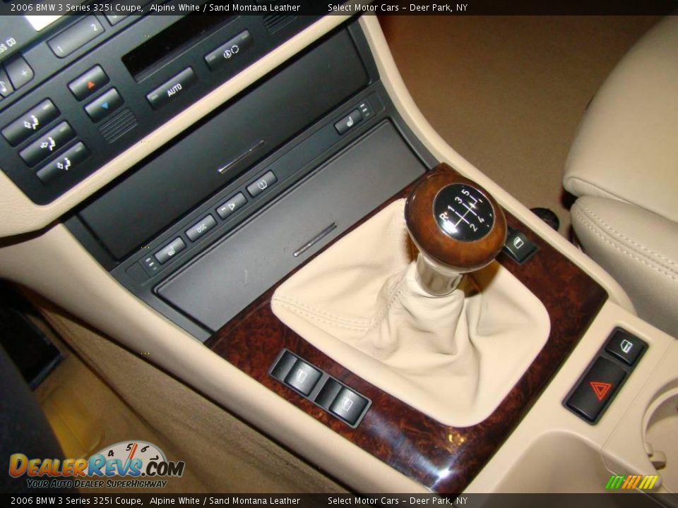 2006 BMW 3 Series 325i Coupe Alpine White / Sand Montana Leather Photo #10