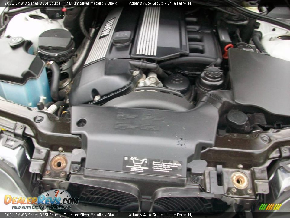 2001 BMW 3 Series 325i Coupe Titanium Silver Metallic / Black Photo #25