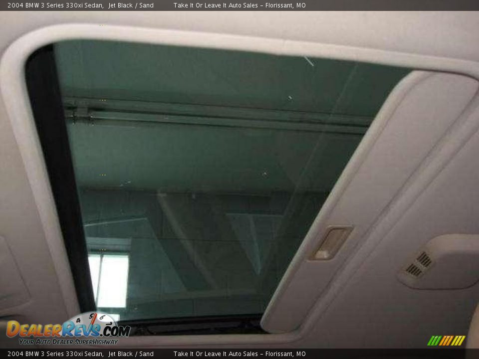2004 BMW 3 Series 330xi Sedan Jet Black / Sand Photo #2