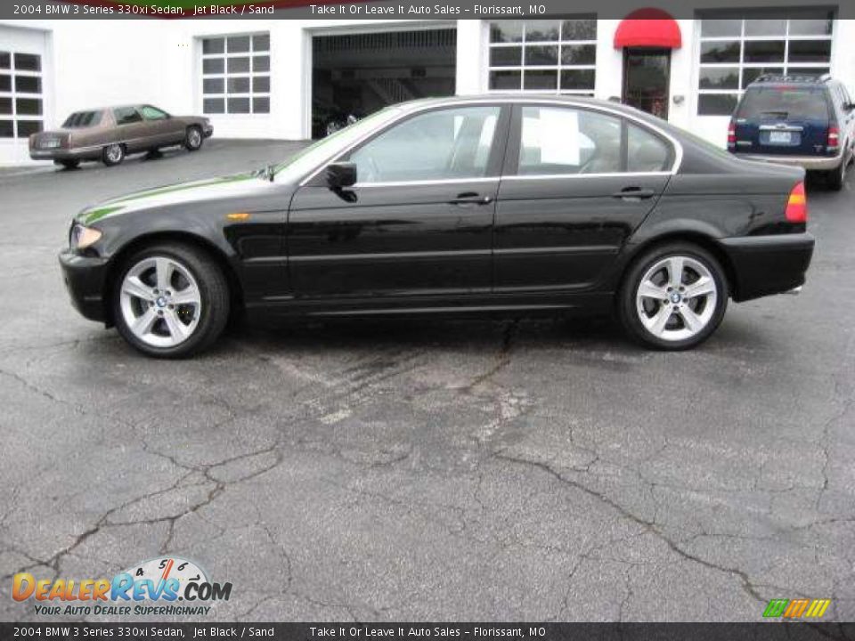 2004 BMW 3 Series 330xi Sedan Jet Black / Sand Photo #10