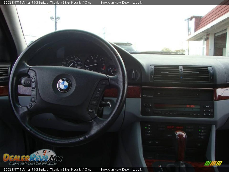 2002 BMW 5 Series 530i Sedan Titanium Silver Metallic / Grey Photo #13