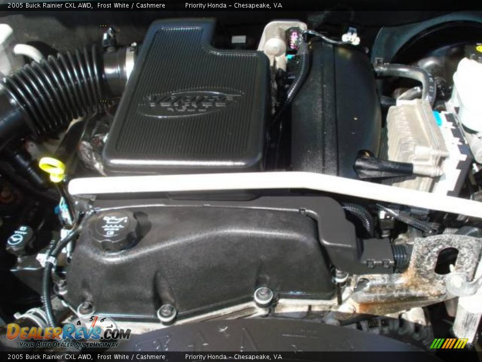 2005 Buick Rainier CXL AWD Frost White / Cashmere Photo #23