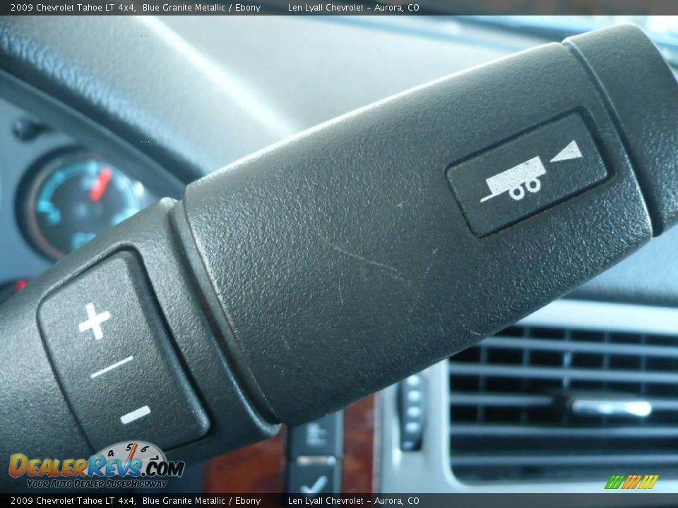 2009 Chevrolet Tahoe LT 4x4 Blue Granite Metallic / Ebony Photo #32
