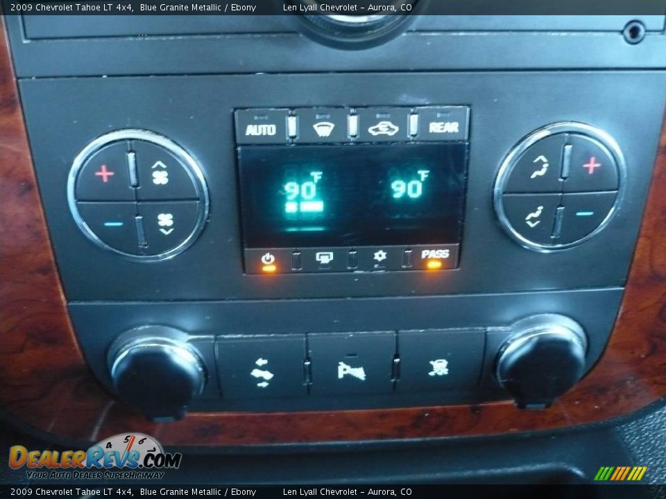 2009 Chevrolet Tahoe LT 4x4 Blue Granite Metallic / Ebony Photo #35