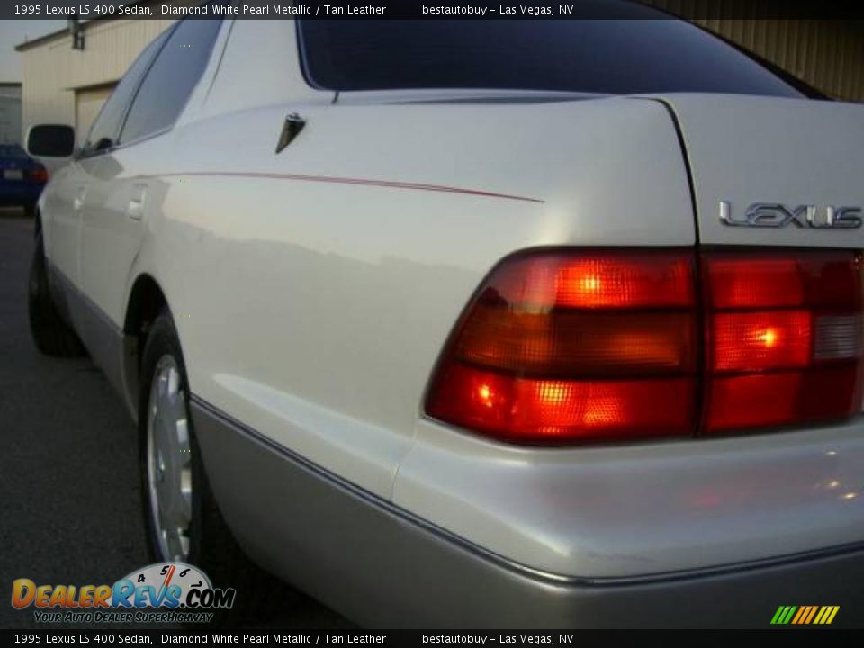 1995 Lexus LS 400 Sedan Diamond White Pearl Metallic / Tan Leather Photo #10