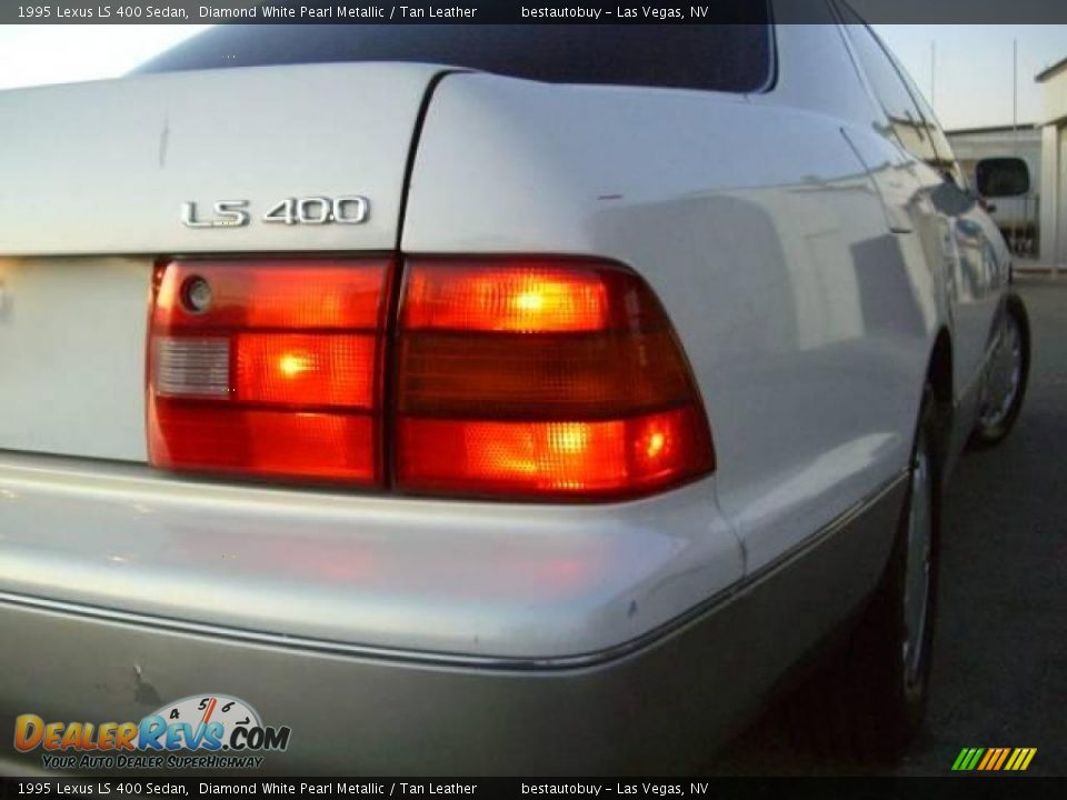 1995 Lexus LS 400 Sedan Diamond White Pearl Metallic / Tan Leather Photo #11