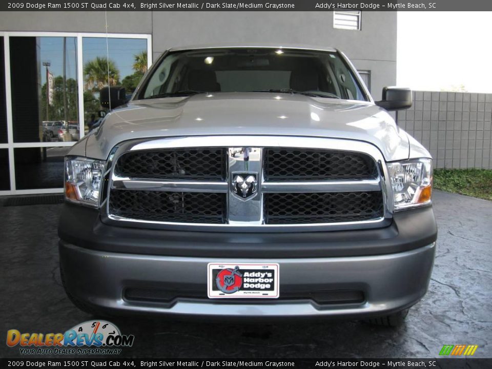 2009 Dodge Ram 1500 ST Quad Cab 4x4 Bright Silver Metallic / Dark Slate/Medium Graystone Photo #2