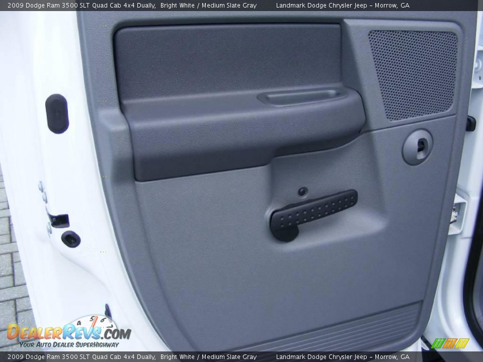 2009 Dodge Ram 3500 SLT Quad Cab 4x4 Dually Bright White / Medium Slate Gray Photo #16