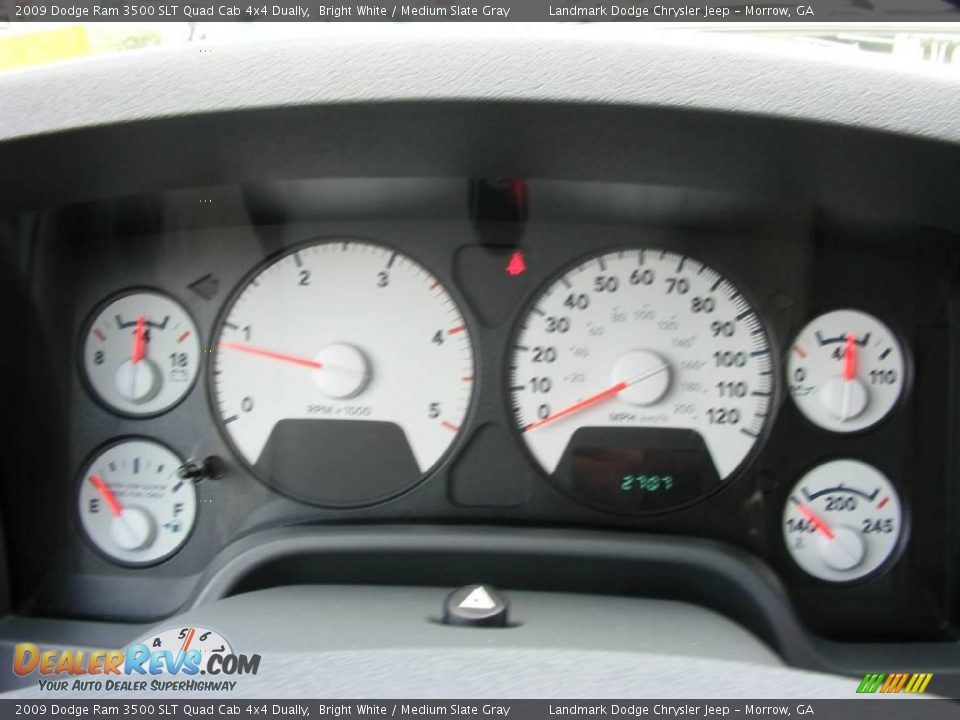 2009 Dodge Ram 3500 SLT Quad Cab 4x4 Dually Bright White / Medium Slate Gray Photo #24