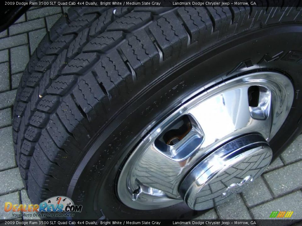 2009 Dodge Ram 3500 SLT Quad Cab 4x4 Dually Bright White / Medium Slate Gray Photo #29