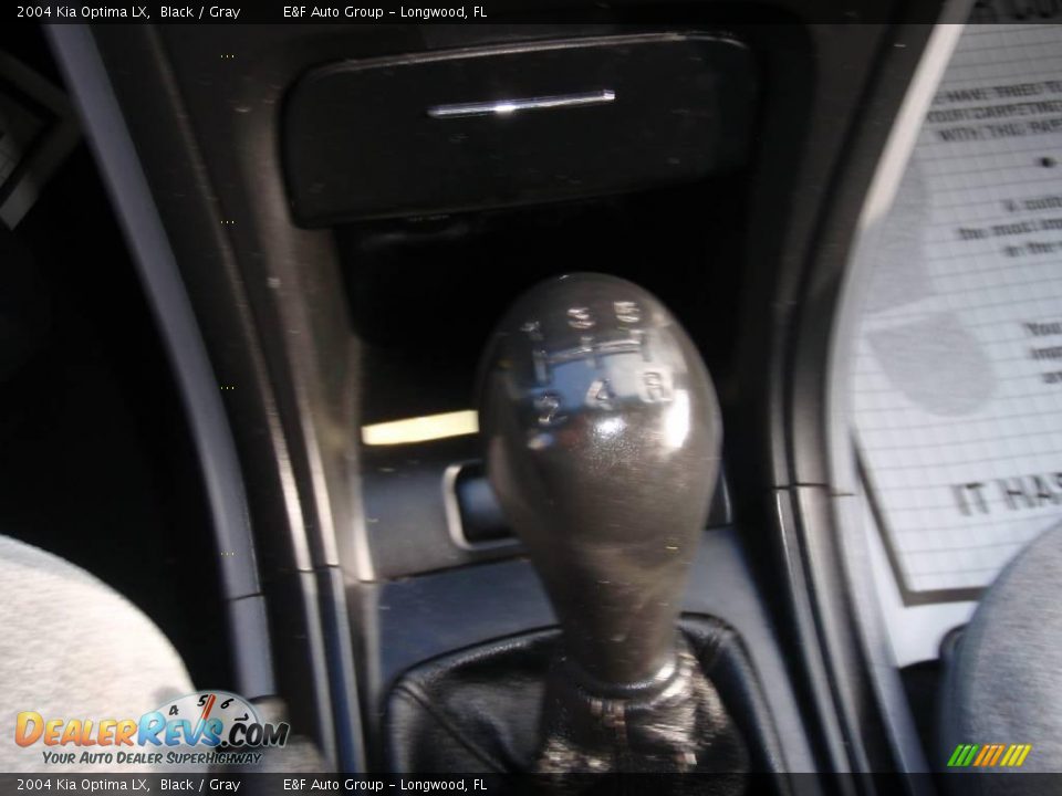 2004 Kia Optima LX Black / Gray Photo #13