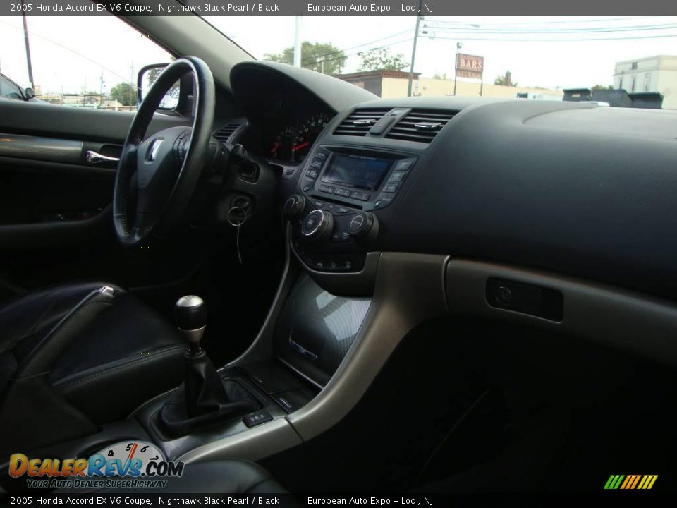 2005 Honda Accord EX V6 Coupe Nighthawk Black Pearl / Black Photo #9