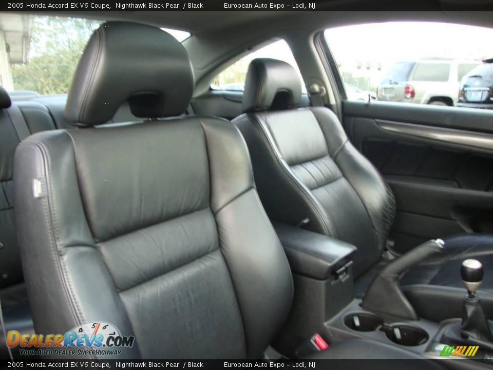 2005 Honda Accord EX V6 Coupe Nighthawk Black Pearl / Black Photo #10