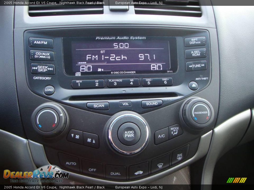 2005 Honda Accord EX V6 Coupe Nighthawk Black Pearl / Black Photo #14