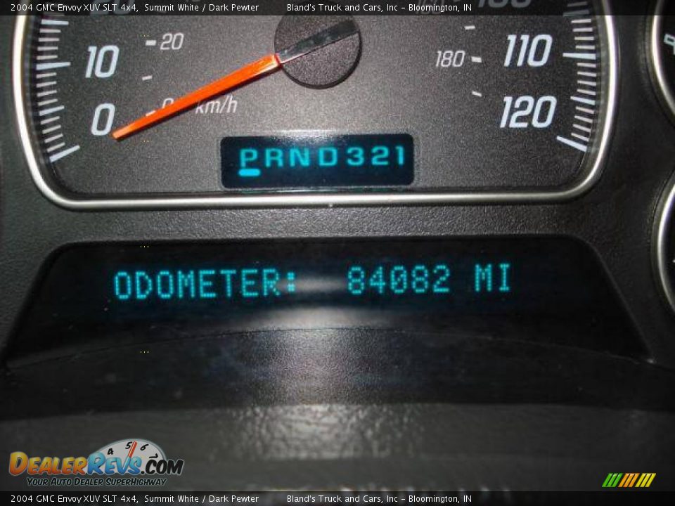 2004 GMC Envoy XUV SLT 4x4 Summit White / Dark Pewter Photo #12