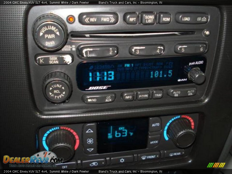 2004 GMC Envoy XUV SLT 4x4 Summit White / Dark Pewter Photo #13