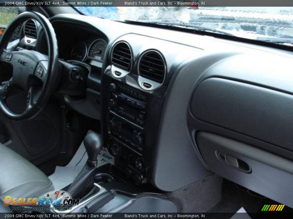 2004 GMC Envoy XUV SLT 4x4 Summit White / Dark Pewter Photo #16