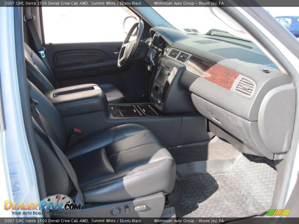 2007 GMC Sierra 1500 Denali Crew Cab AWD Summit White / Ebony Black Photo #6
