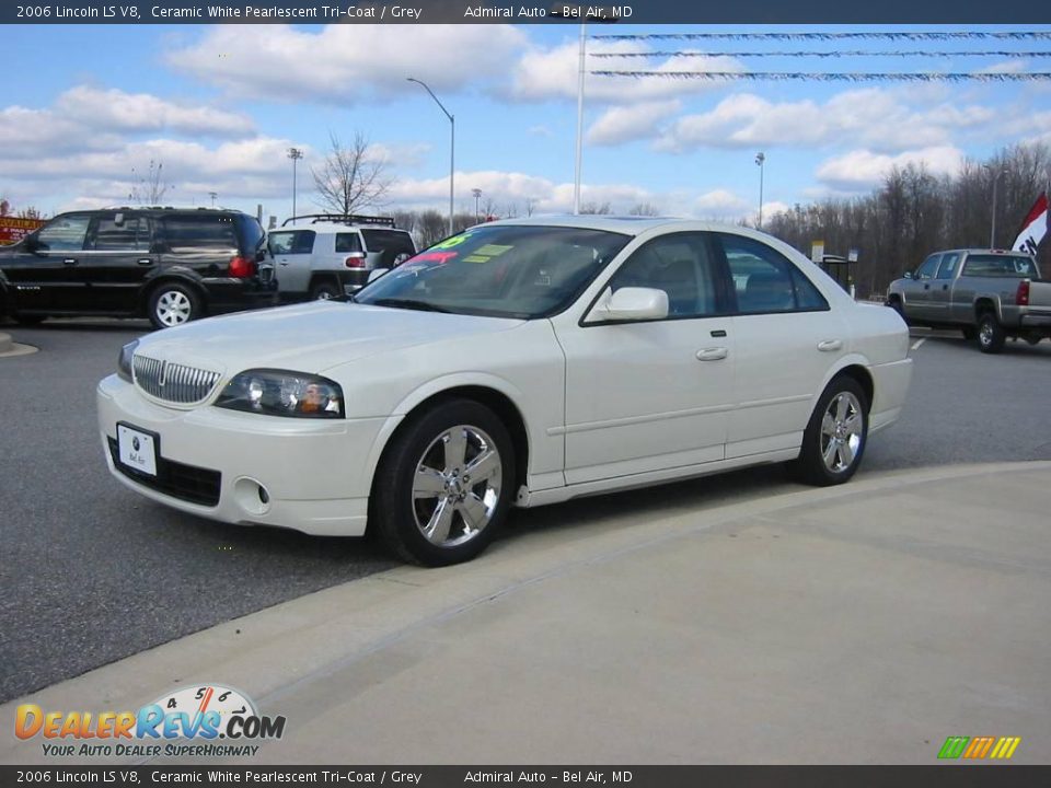 2006 Lincoln LS V8 Ceramic White Pearlescent Tri-Coat / Grey Photo #7