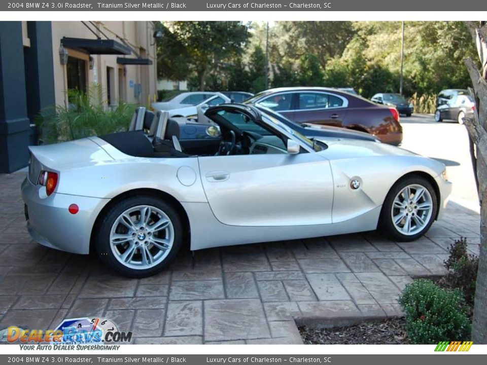 2004 BMW Z4 3.0i Roadster Titanium Silver Metallic / Black Photo #2