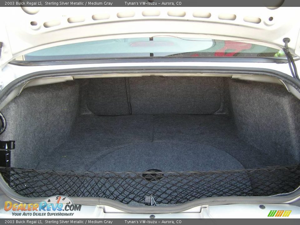 2003 Buick Regal LS Sterling Silver Metallic / Medium Gray Photo #14