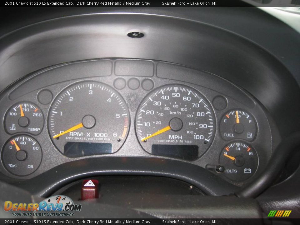 2001 Chevrolet S10 LS Extended Cab Dark Cherry Red Metallic / Medium Gray Photo #26