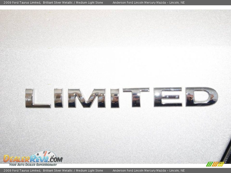 2009 Ford Taurus Limited Brilliant Silver Metallic / Medium Light Stone Photo #22