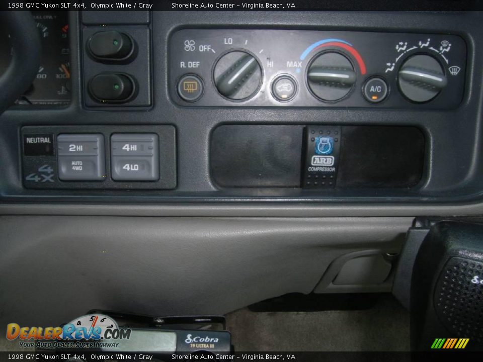 1998 GMC Yukon SLT 4x4 Olympic White / Gray Photo #18