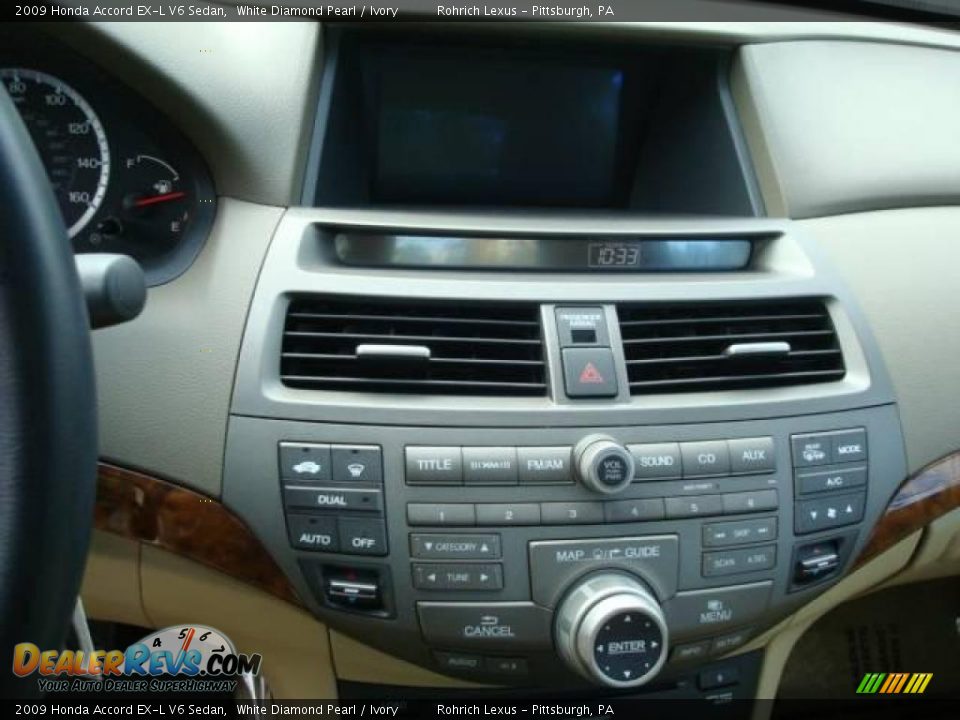2009 Honda Accord EX-L V6 Sedan White Diamond Pearl / Ivory Photo #13