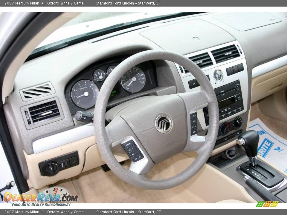 2007 Mercury Milan I4 Oxford White / Camel Photo #9