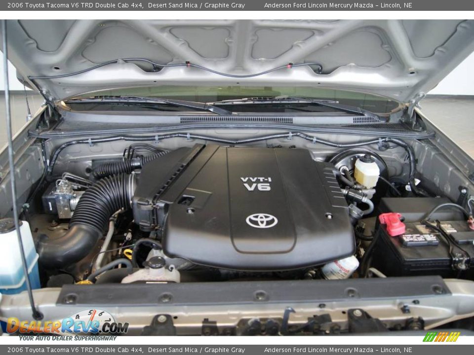 2006 Toyota Tacoma V6 TRD Double Cab 4x4 Desert Sand Mica / Graphite Gray Photo #8