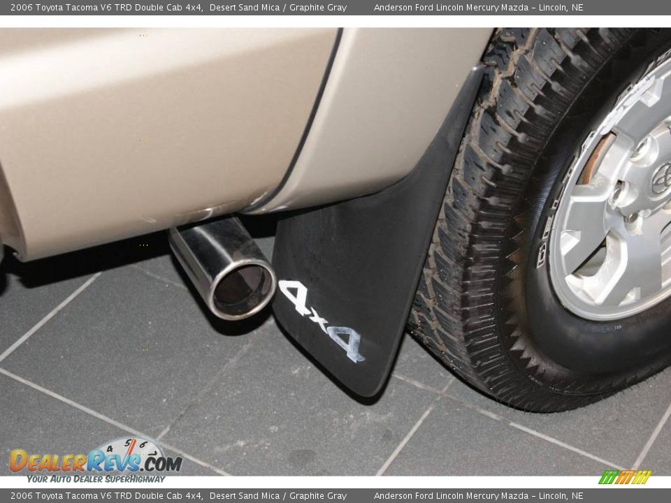 2006 Toyota Tacoma V6 TRD Double Cab 4x4 Desert Sand Mica / Graphite Gray Photo #20