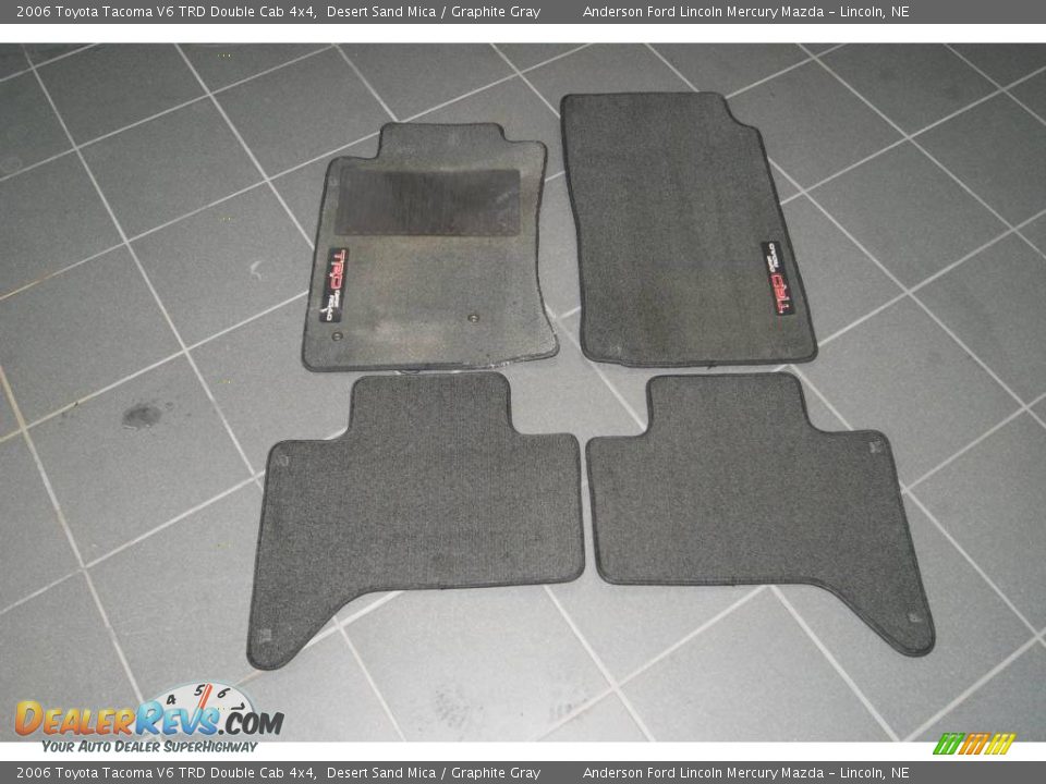 2006 Toyota Tacoma V6 TRD Double Cab 4x4 Desert Sand Mica / Graphite Gray Photo #32