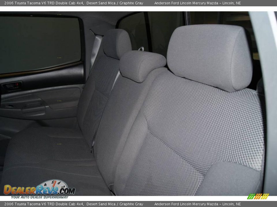 2006 Toyota Tacoma V6 TRD Double Cab 4x4 Desert Sand Mica / Graphite Gray Photo #36