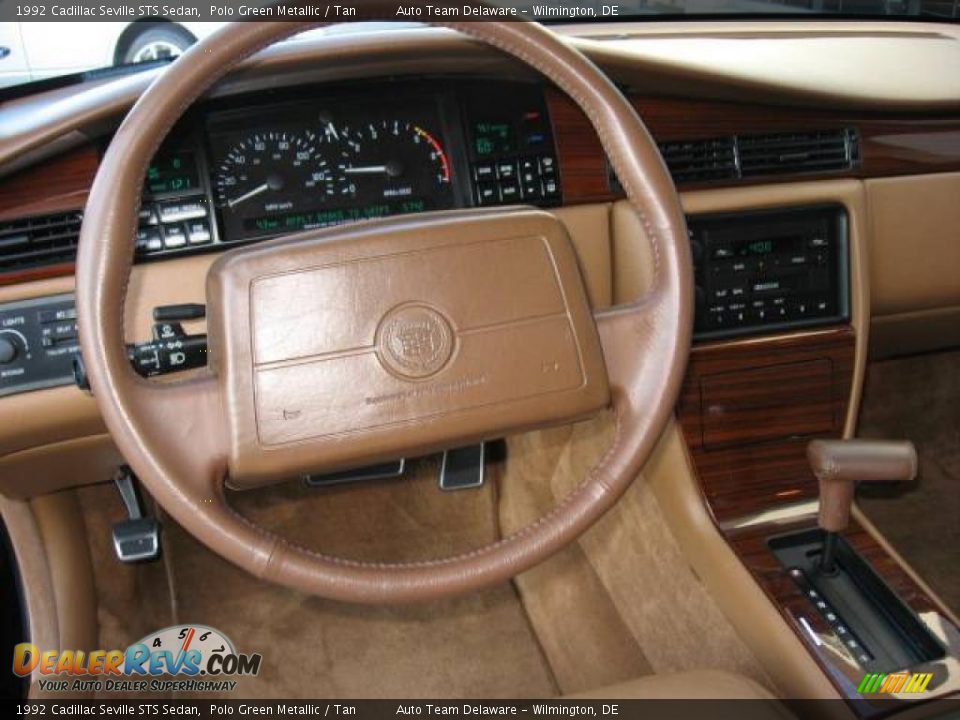 1992 Cadillac Seville STS Sedan Polo Green Metallic / Tan Photo #10
