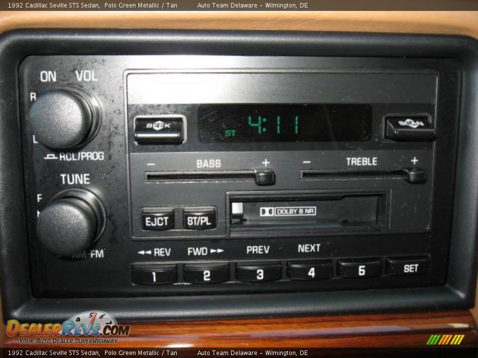 1992 Cadillac Seville STS Sedan Polo Green Metallic / Tan Photo #19