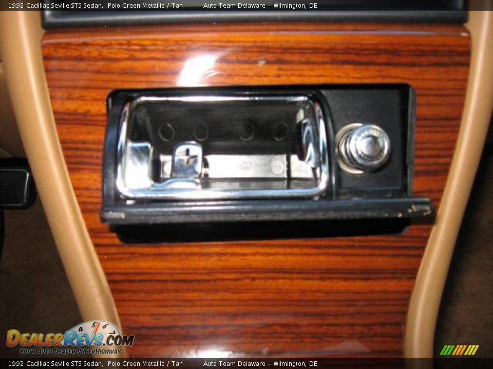 1992 Cadillac Seville STS Sedan Polo Green Metallic / Tan Photo #21