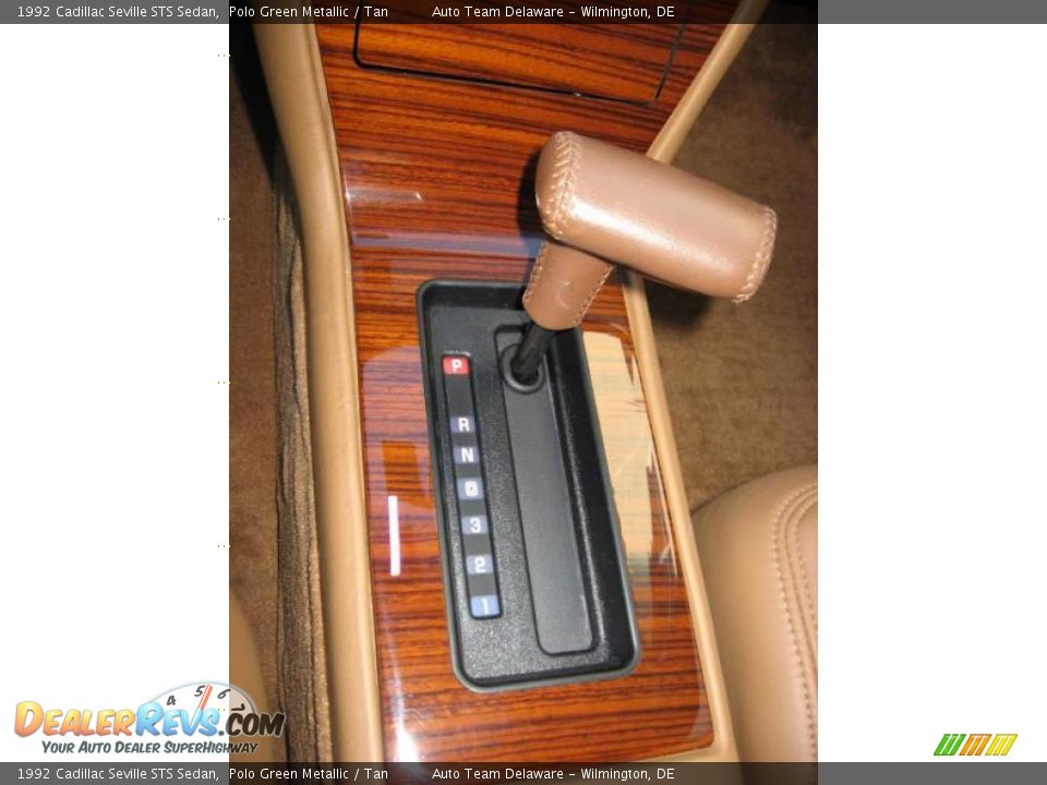 1992 Cadillac Seville STS Sedan Polo Green Metallic / Tan Photo #22
