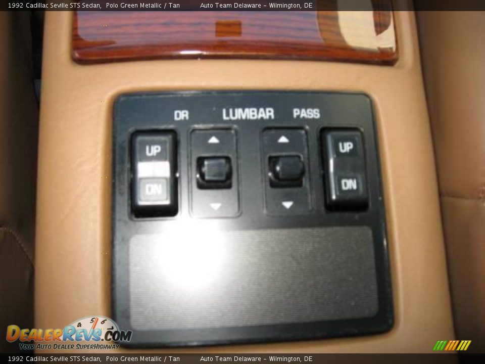 1992 Cadillac Seville STS Sedan Polo Green Metallic / Tan Photo #23