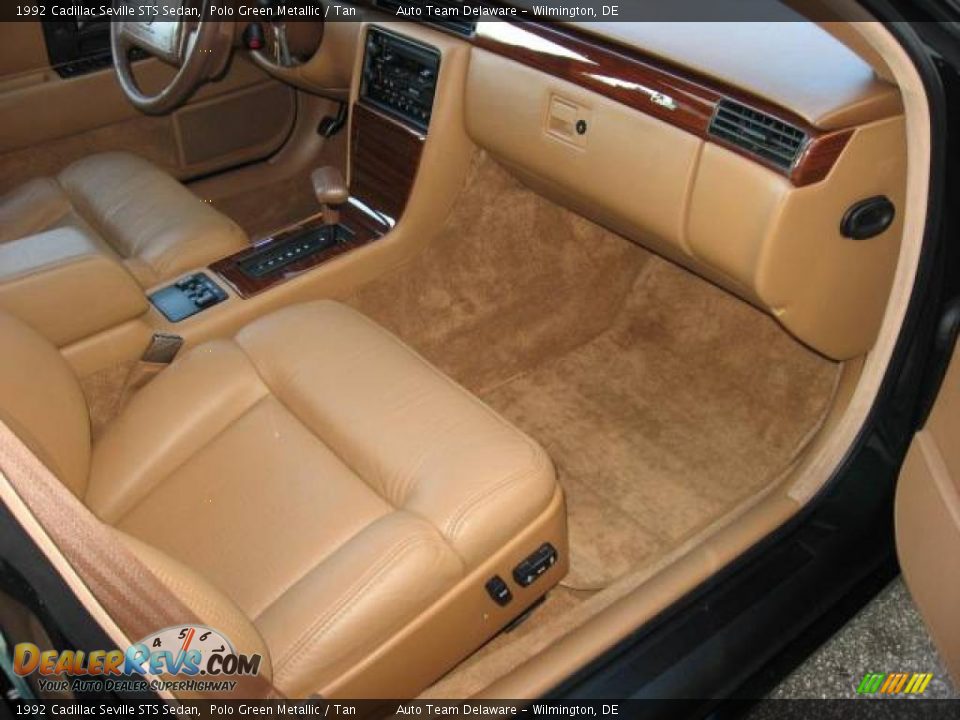 1992 Cadillac Seville STS Sedan Polo Green Metallic / Tan Photo #32