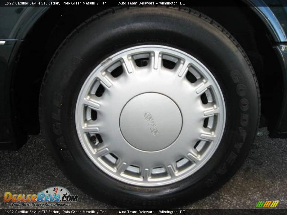 1992 Cadillac Seville STS Sedan Polo Green Metallic / Tan Photo #35